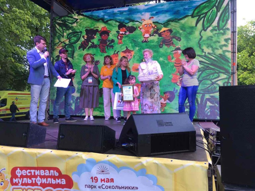 На фестивале "Пчелографии" наградили победителей конкурса!