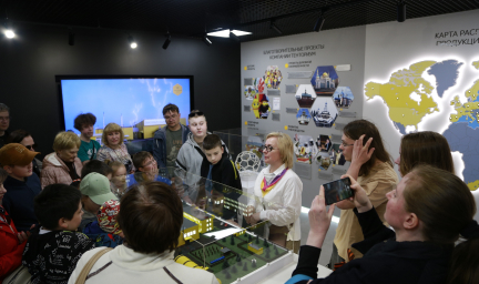 Экскурсия на завод Тенториум Руланд с посещением Музея северного пчеловодства и компании